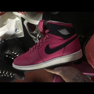 Pink Jordan 1 gs 💥